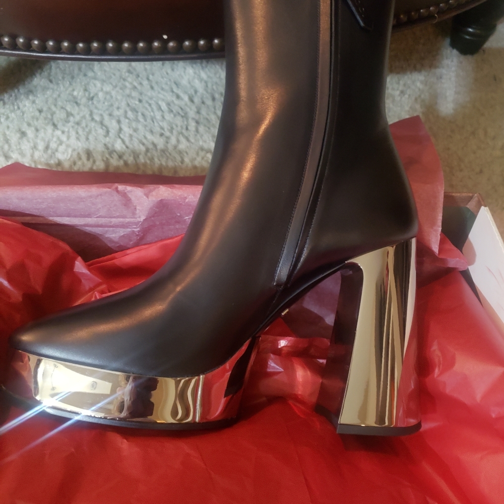 Gucci Malaga Kid - Leather Chrome Platform Ankle Boots - Picture 5 of 11